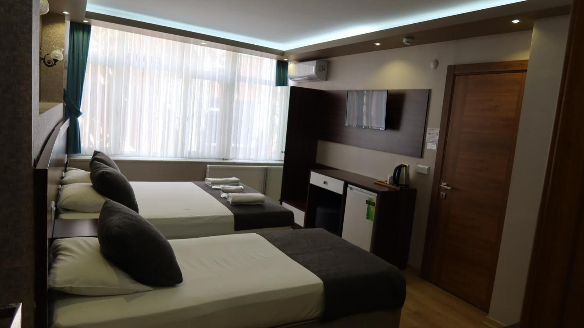 Ueskuedar Otel — Fotoğraflar 3